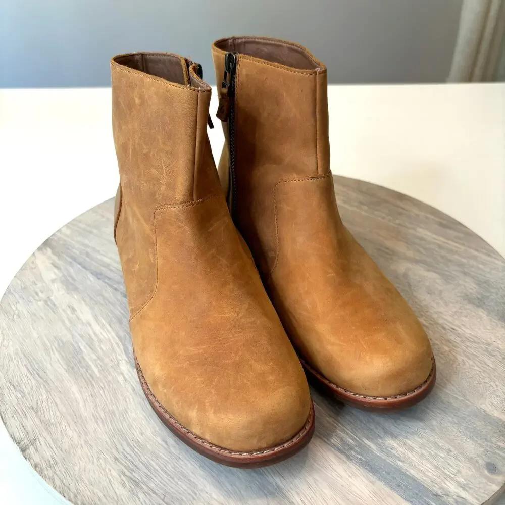 OluKai Kaona II Leather Ankle Boots Women's US 8 EU 38 Brown Side Zip Comfort